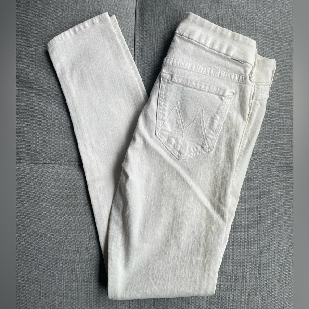MOTHER Distressed The Looker Wash Srlrayin’ Rowdy White Skinny Jeans 25